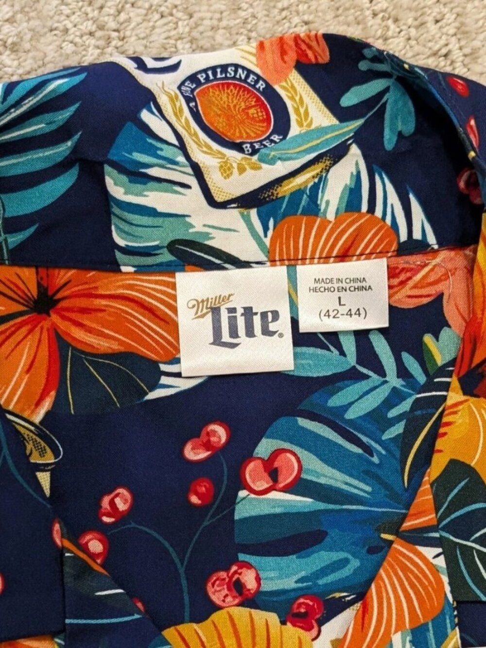Miller Lite Beer Mens Hawaiian Shirt Tropical Floral Beer Cans Aloha Large NWT - Picture 2 of 4